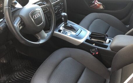 Audi A4, 2011 год, 1 050 000 рублей, 6 фотография