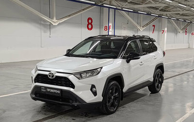 Toyota RAV4, 2021 год, 3 050 000 рублей, 1 фотография