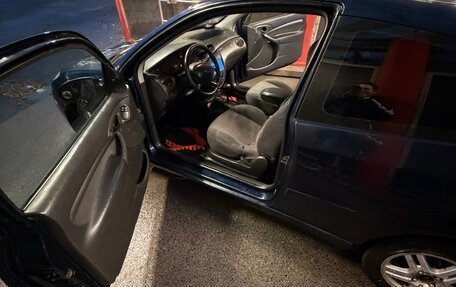 Ford Focus IV, 2001 год, 150 000 рублей, 8 фотография