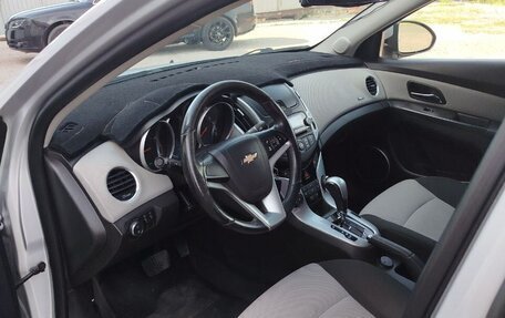 Chevrolet Cruze II, 2014 год, 870 000 рублей, 4 фотография