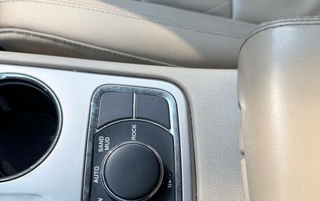 Jeep Grand Cherokee, 2010 год, 1 050 000 рублей, 10 фотография