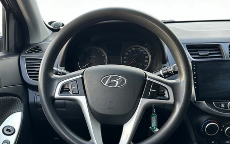 Hyundai Solaris II рестайлинг, 2011 год, 720 000 рублей, 12 фотография