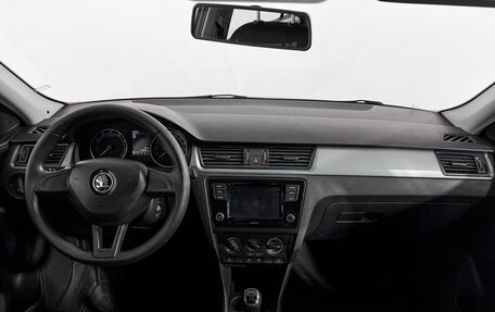 Skoda Rapid I, 2018 год, 1 090 000 рублей, 15 фотография