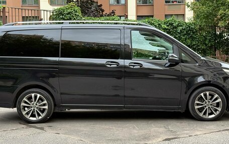 Mercedes-Benz V-Класс, 2020 год, 3 390 000 рублей, 2 фотография