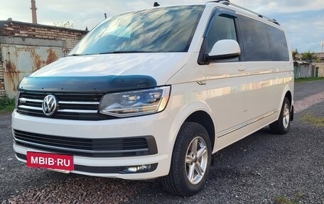 Volkswagen Caravelle T6 рестайлинг, 2017 год, 3 670 000 рублей, 4 фотография