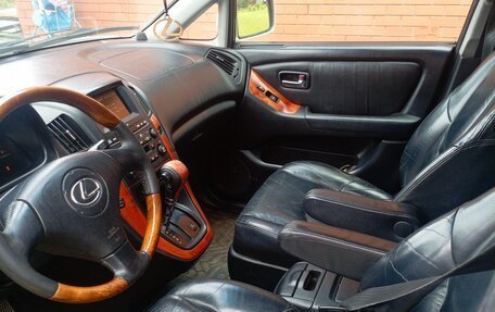 Lexus RX IV рестайлинг, 2001 год, 570 000 рублей, 9 фотография