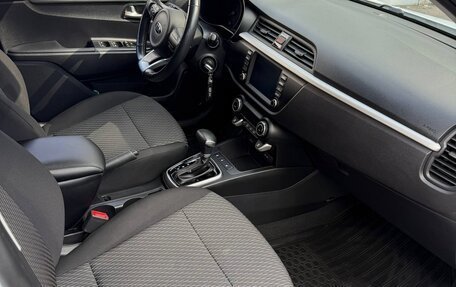KIA Rio IV, 2019 год, 1 650 000 рублей, 9 фотография