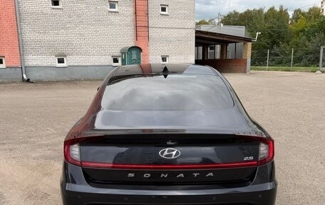 Hyundai Sonata VIII, 2022 год, 2 590 000 рублей, 4 фотография