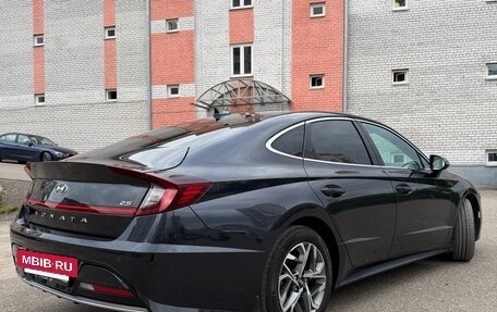 Hyundai Sonata VIII, 2022 год, 2 590 000 рублей, 3 фотография