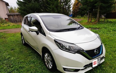 Nissan Note II рестайлинг, 2017 год, 1 300 000 рублей, 2 фотография