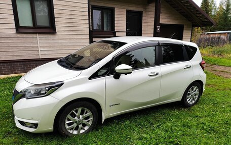 Nissan Note II рестайлинг, 2017 год, 1 300 000 рублей, 4 фотография