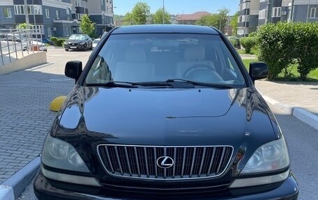 Lexus RX IV рестайлинг, 2000 год, 770 000 рублей, 1 фотография