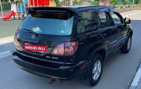 Lexus RX IV рестайлинг, 2000 год, 770 000 рублей, 8 фотография