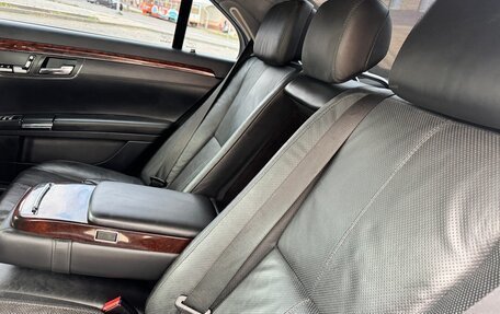 Mercedes-Benz S-Класс, 2006 год, 990 000 рублей, 28 фотография
