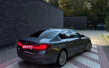 BMW 5 серия, 2019 год, 3 600 000 рублей, 4 фотография