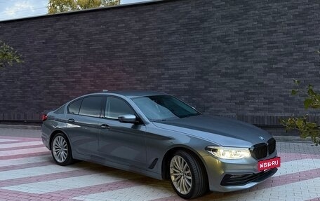 BMW 5 серия, 2019 год, 3 600 000 рублей, 3 фотография