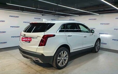 Cadillac XT5 I рестайлинг, 2021 год, 3 700 000 рублей, 3 фотография