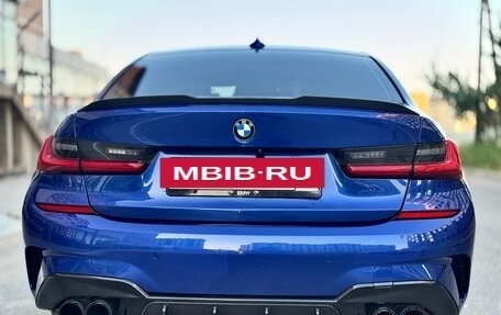 BMW 3 серия, 2018 год, 2 000 000 рублей, 10 фотография