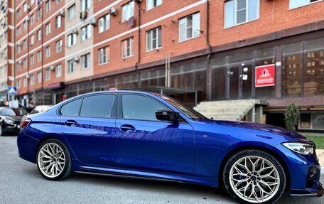 BMW 3 серия, 2018 год, 2 000 000 рублей, 18 фотография