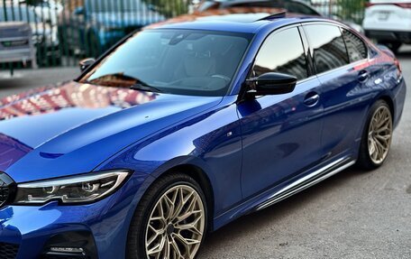 BMW 3 серия, 2018 год, 2 000 000 рублей, 21 фотография