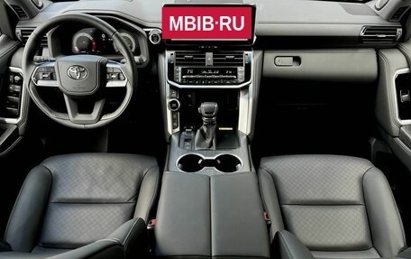 Toyota Land Cruiser, 2026 год, 17 990 000 рублей, 9 фотография