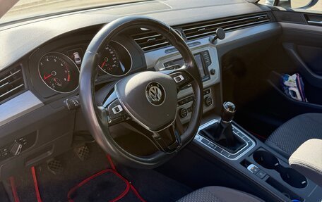 Volkswagen Passat B8 рестайлинг, 2016 год, 1 400 000 рублей, 8 фотография