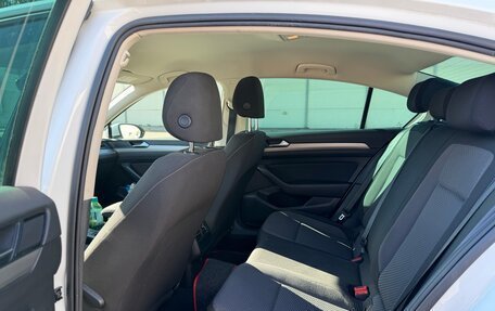 Volkswagen Passat B8 рестайлинг, 2016 год, 1 400 000 рублей, 12 фотография