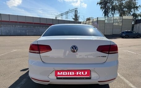 Volkswagen Passat B8 рестайлинг, 2016 год, 1 400 000 рублей, 5 фотография