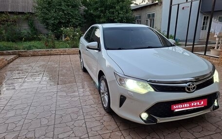 Toyota Camry, 2015 год, 1 650 000 рублей, 3 фотография