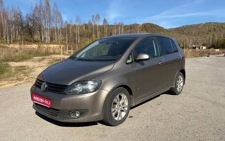 Volkswagen Golf Plus II, 2011 год, 450 000 рублей, 1 фотография