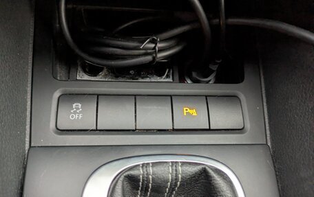 Volkswagen Golf R VII, 2011 год, 2 120 000 рублей, 28 фотография