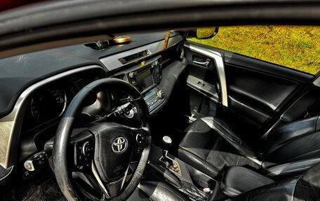 Toyota RAV4, 2013 год, 1 650 000 рублей, 3 фотография