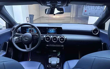 Mercedes-Benz A-Класс, 2023 год, 1 450 000 рублей, 9 фотография