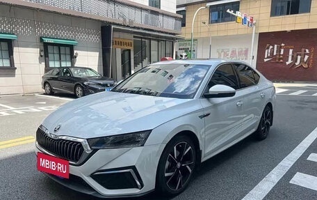 Skoda Octavia IV, 2023 год, 1 800 000 рублей, 3 фотография