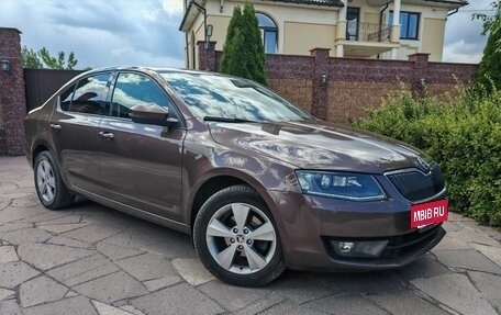 Skoda Octavia, 2015 год, 985 000 рублей, 2 фотография