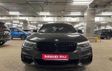 BMW 5 серия, 2019 год, 3 800 000 рублей, 3 фотография