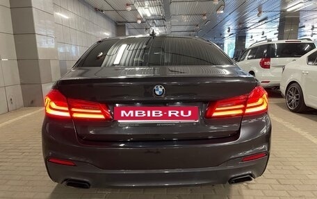BMW 5 серия, 2019 год, 3 800 000 рублей, 2 фотография