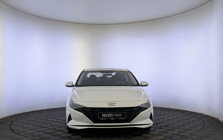 Hyundai Elantra, 2022 год, 1 970 000 рублей, 2 фотография