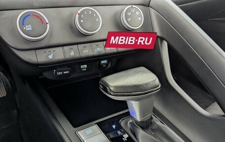 Hyundai Elantra, 2022 год, 1 970 000 рублей, 16 фотография