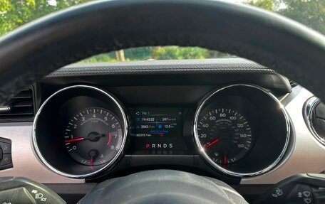 Ford Mustang VI рестайлинг, 2016 год, 3 650 000 рублей, 8 фотография