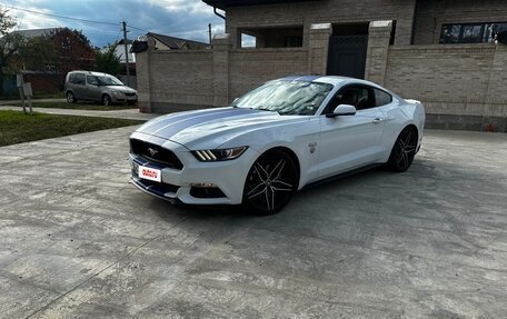 Ford Mustang VI рестайлинг, 2016 год, 3 650 000 рублей, 2 фотография