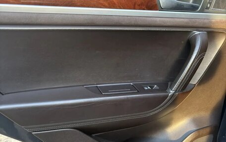 Volkswagen Touareg III, 2011 год, 1 680 000 рублей, 9 фотография