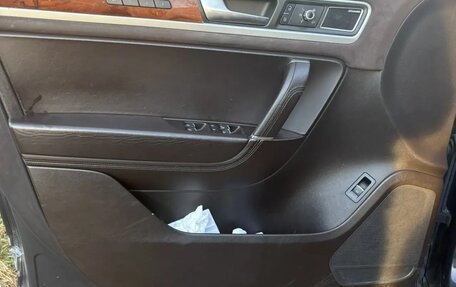 Volkswagen Touareg III, 2011 год, 1 680 000 рублей, 20 фотография