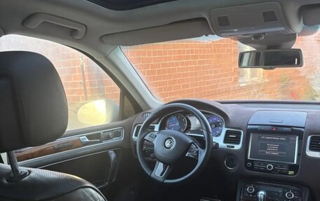 Volkswagen Touareg III, 2011 год, 1 680 000 рублей, 19 фотография