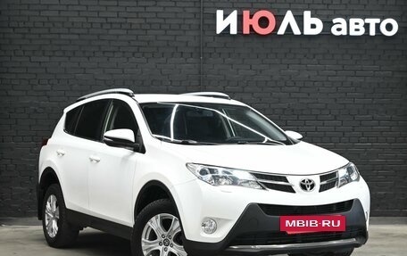 Toyota RAV4, 2014 год, 1 980 000 рублей, 3 фотография