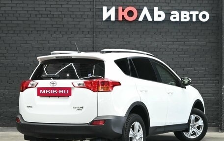 Toyota RAV4, 2014 год, 1 980 000 рублей, 7 фотография