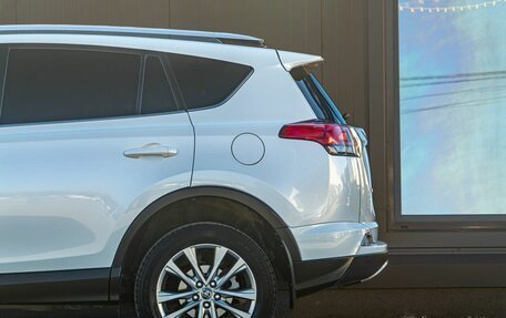 Toyota RAV4, 2016 год, 2 250 000 рублей, 9 фотография
