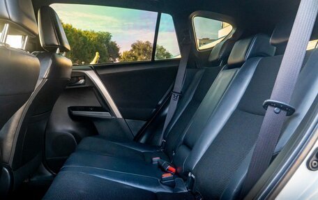 Toyota RAV4, 2016 год, 2 250 000 рублей, 33 фотография