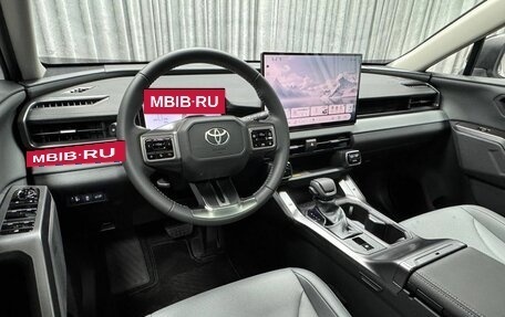 Toyota RAV4, 2026 год, 4 050 000 рублей, 22 фотография