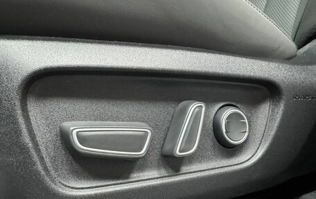 Toyota RAV4, 2026 год, 4 050 000 рублей, 31 фотография